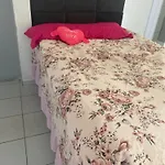 Zona Norte Natal Local So Pra Dormir Cama De Casal E De Solteiro Mais Micro-Ondas