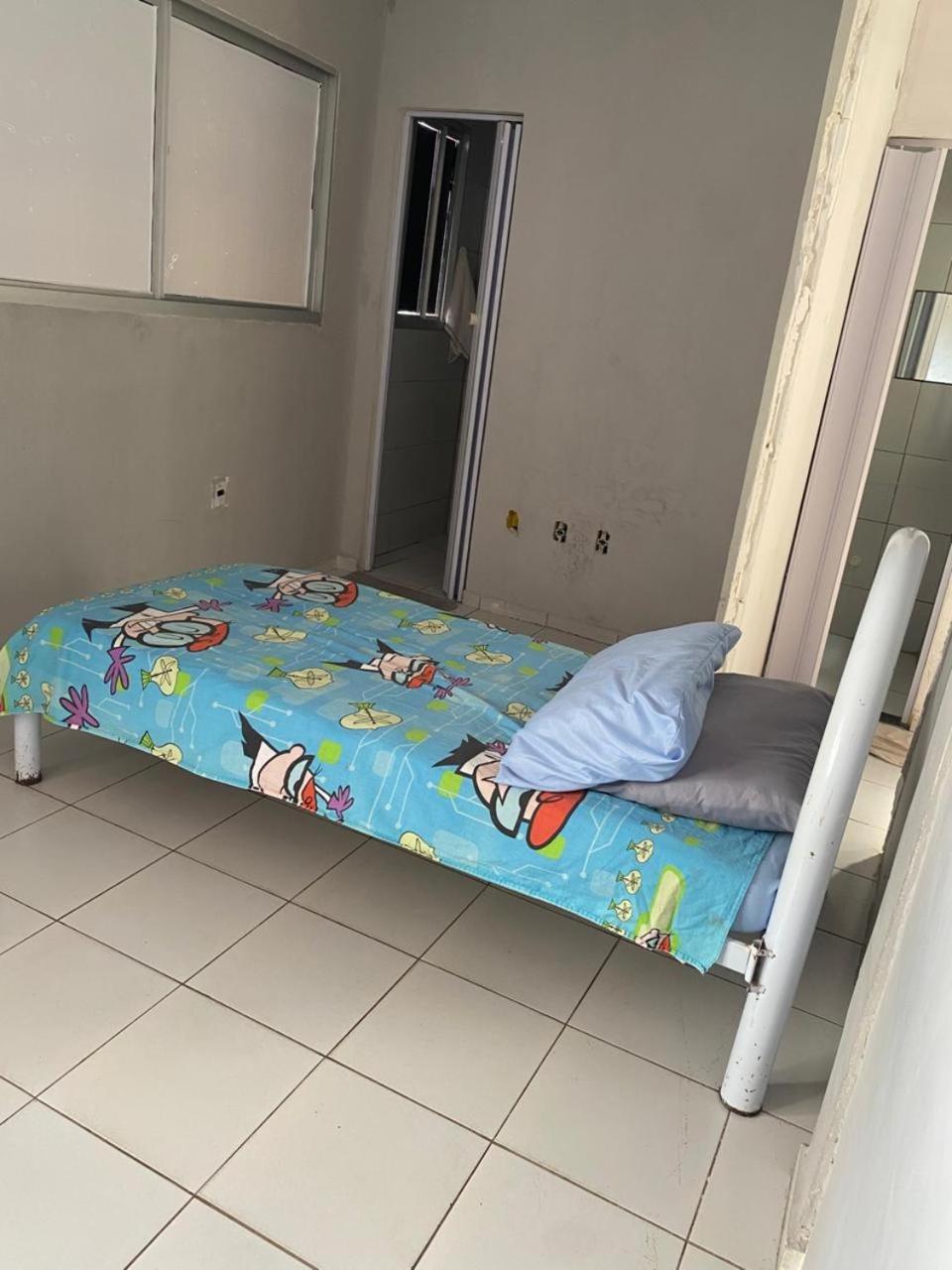 Apartamento Zona Norte Local So Pra Cama De Casal E De Solteiro Micro-ondas